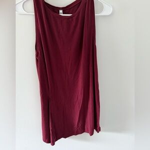 Fabletics Tunic Maroon Size XS